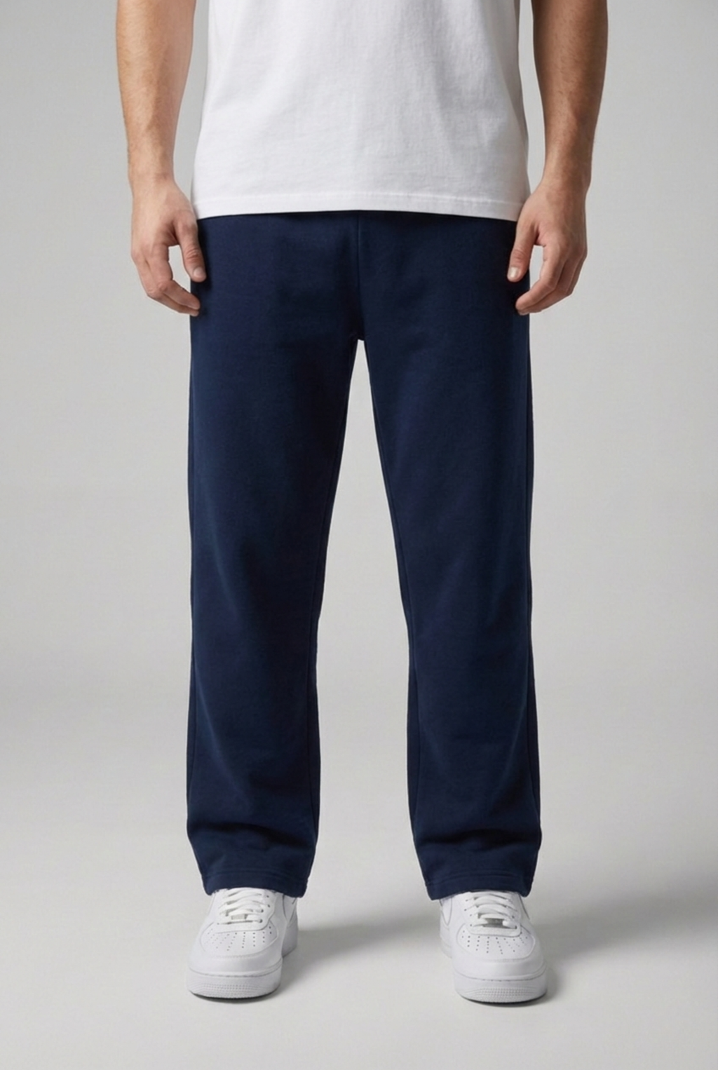 THE ESSENTIAL SWEATPANTS
